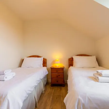 Host & Stay - Tystie Cottage Salthouse Buitenkant foto
